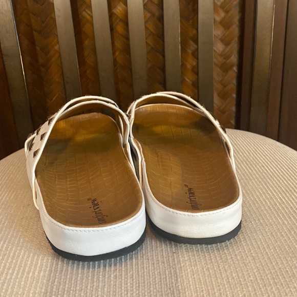 COMFORTVIEW - Gia Studded Sandal White 11W NWOB - Picture 5 of 7